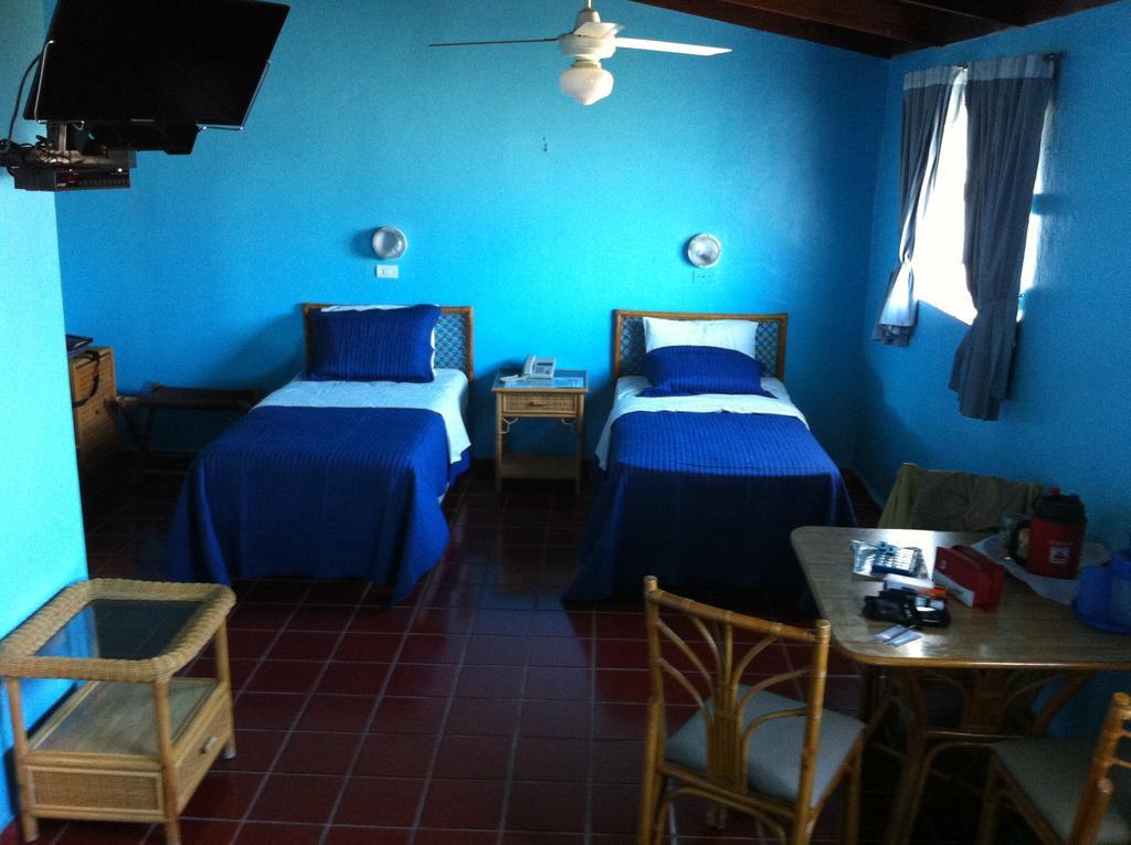 Hotel Caribe Barahona Bagian luar foto