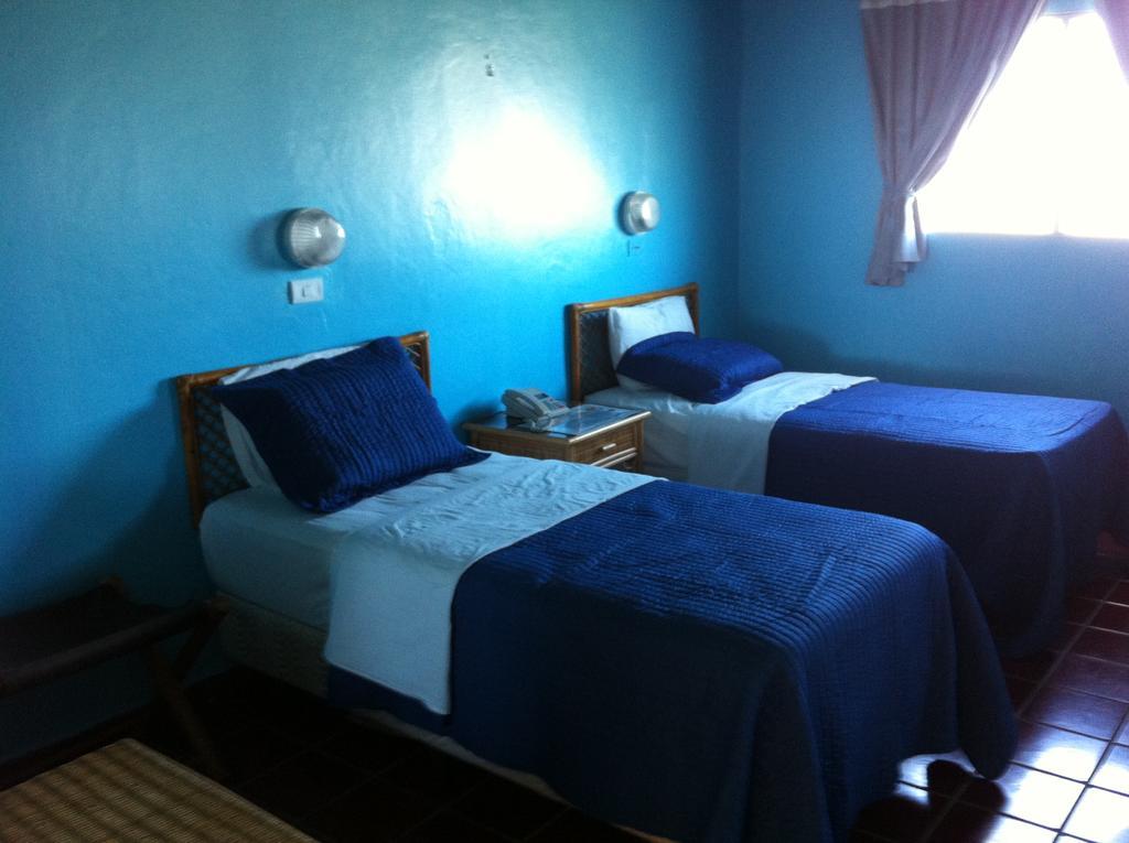 Hotel Caribe Barahona Bagian luar foto