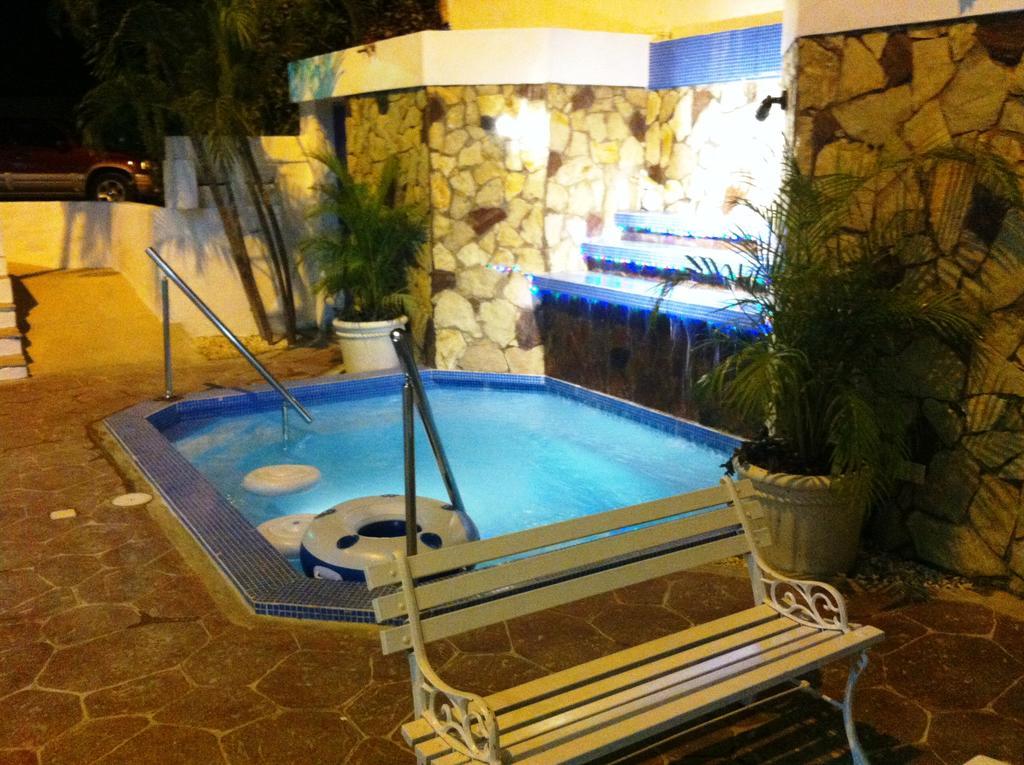 Hotel Caribe Barahona Bagian luar foto