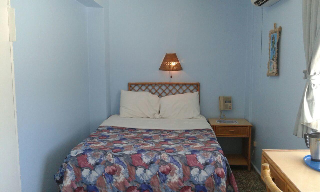 Hotel Caribe Barahona Bagian luar foto