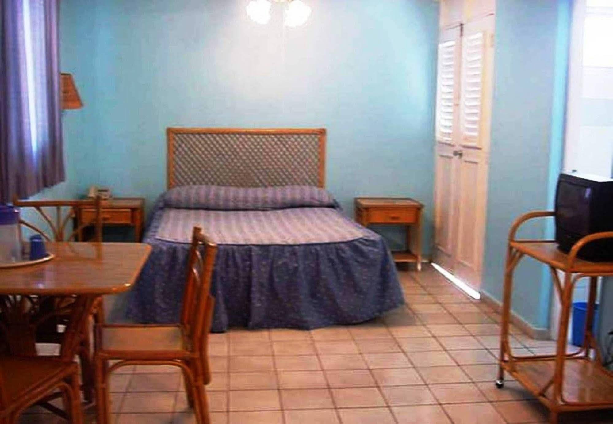 Hotel Caribe Barahona Bagian luar foto