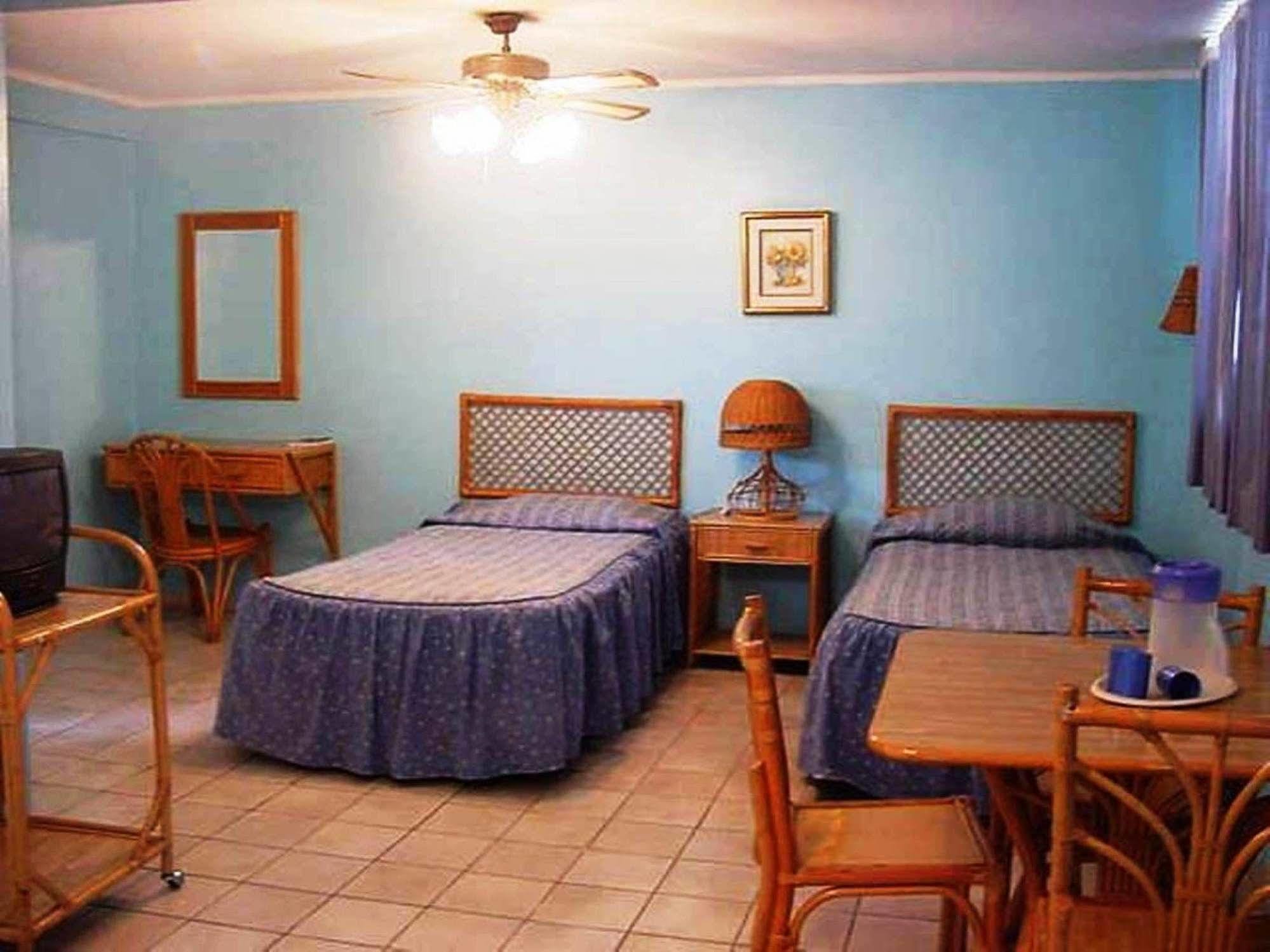Hotel Caribe Barahona Bagian luar foto